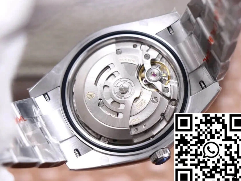 M124300-0005 Factory Green Oyster Perpetual EW 41MM Rolex Dial 1108